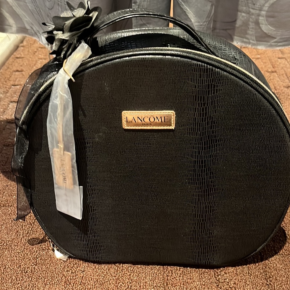 Lancôme make up purse